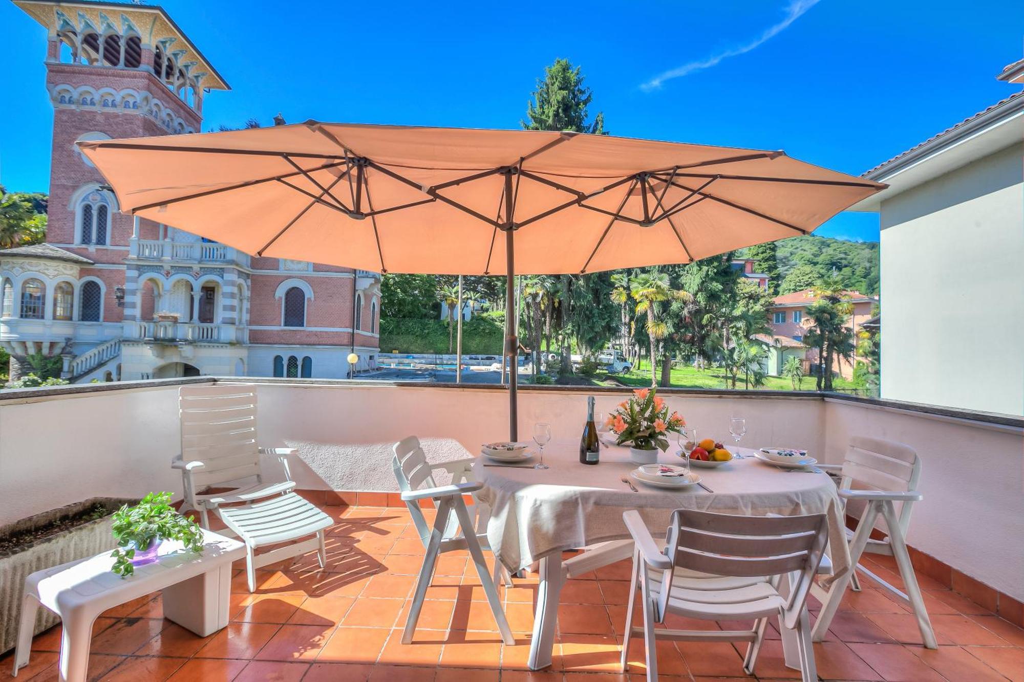 Appartamento Gaya Stresa Center - Happy Rentals Exterior foto