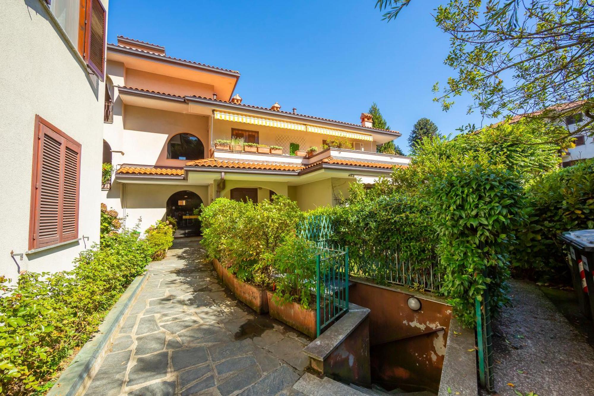 Appartamento Gaya Stresa Center - Happy Rentals Exterior foto